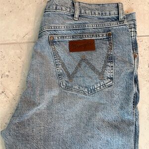 Wrangler Men's Light Blue Straight Jeans